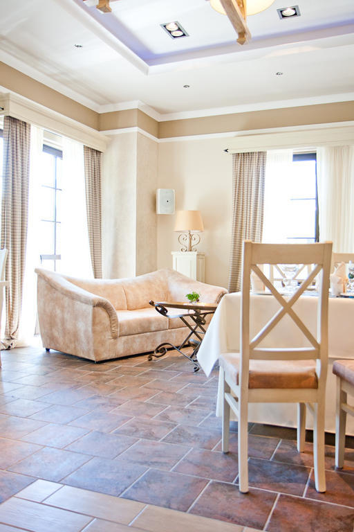 Calvados Hotel Руда Шльонска Екстериор снимка
